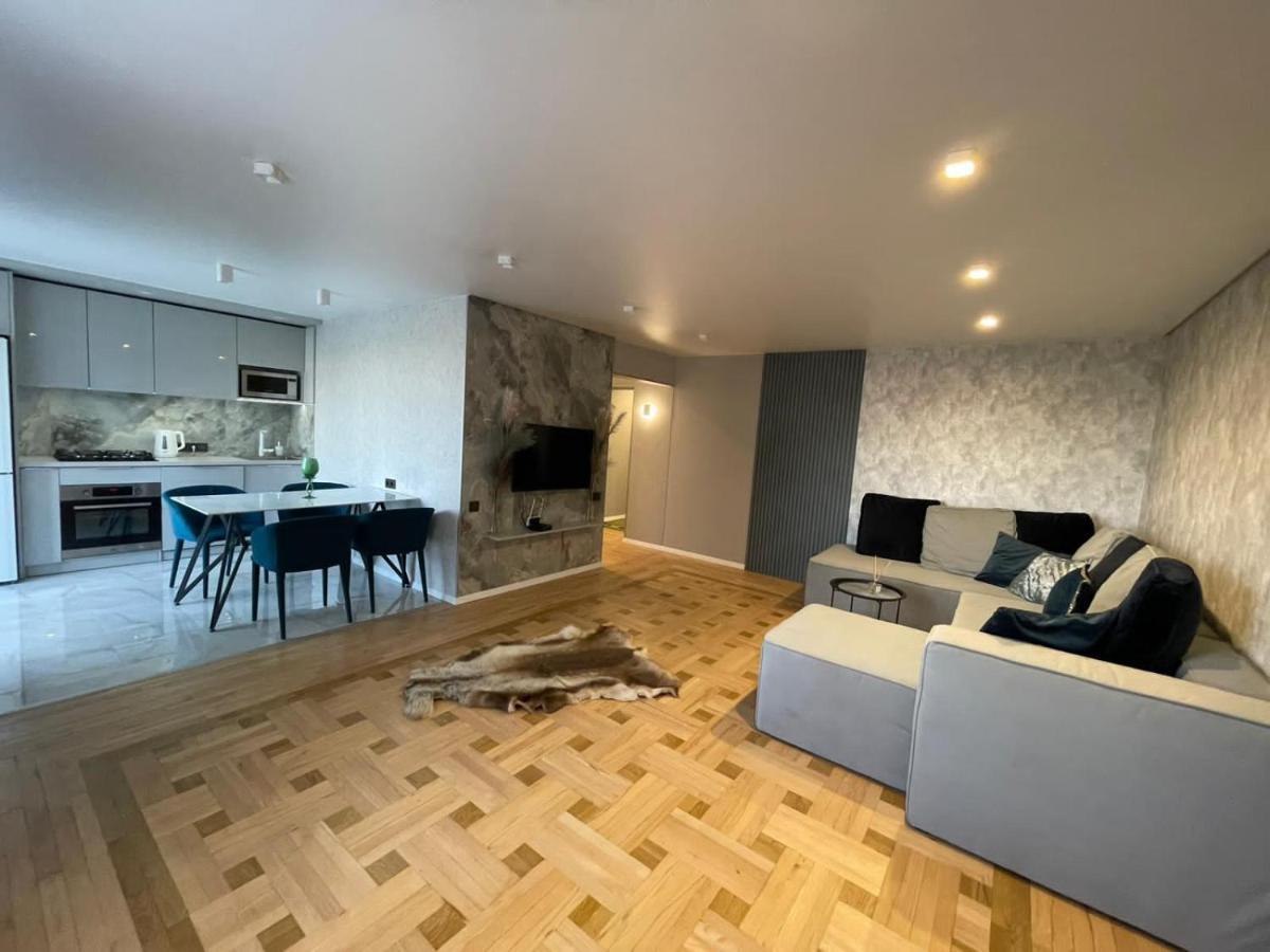 Citadel Vip Apartment Lvov Exteriér fotografie