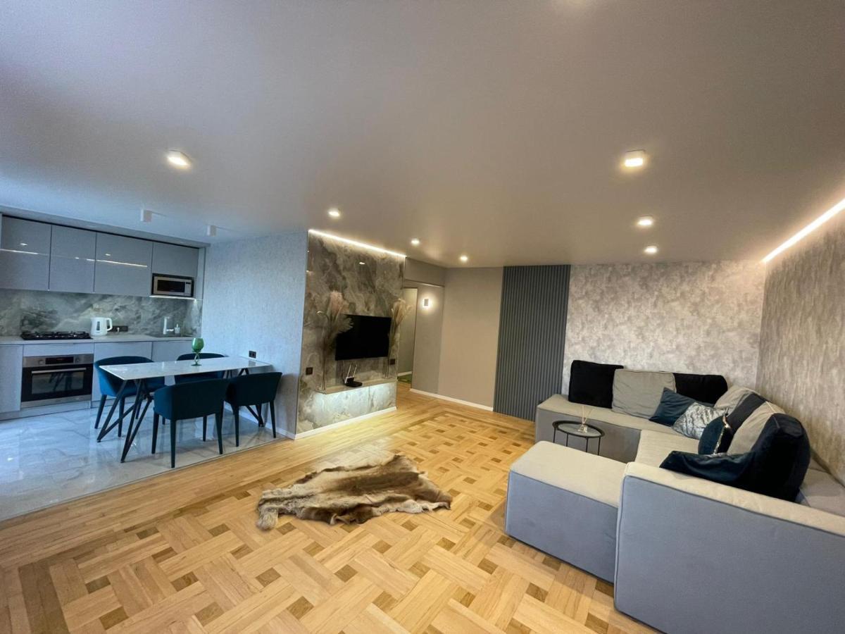 Citadel Vip Apartment Lvov Exteriér fotografie